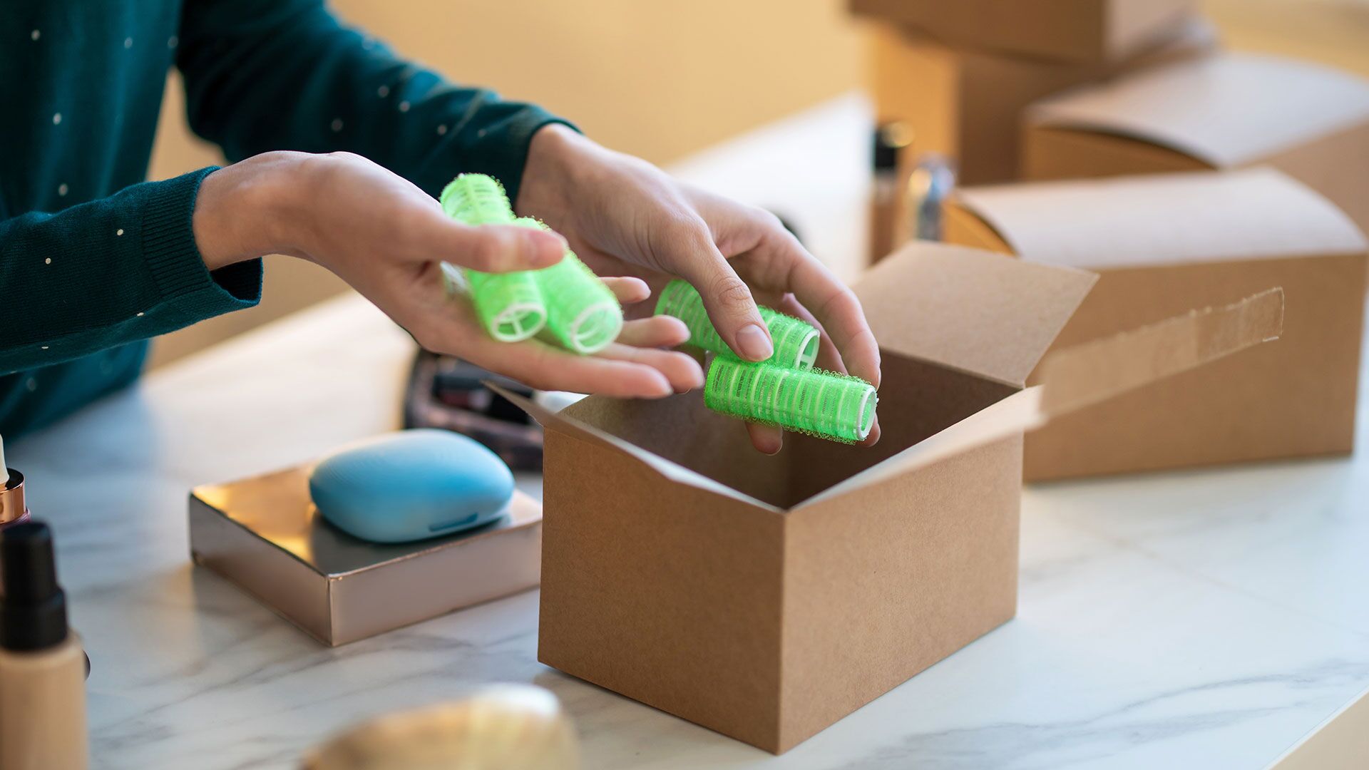 A Guide to Hand Assembly Packaging